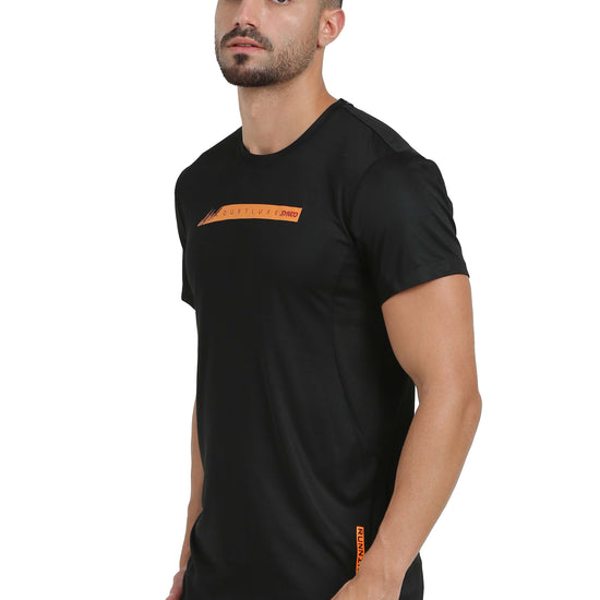 Synco Black Luxe performance Tshirt side front